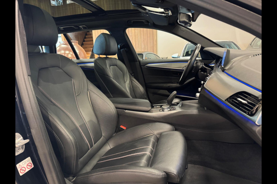 BMW 5 Serie Touring 520i High Executive M Pakket, Pano, Virtual Cockpit, Leder, 19"M Sport Velgen, Prive Glas, Volledig Onderhoud