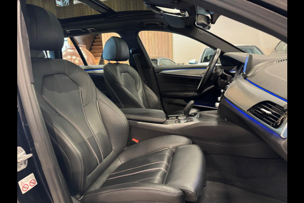 BMW 5 Serie Touring 520i High Executive M Pakket, Pano, Virtual Cockpit, Leder, 19"M Sport Velgen, Prive Glas, Volledig Onderhoud