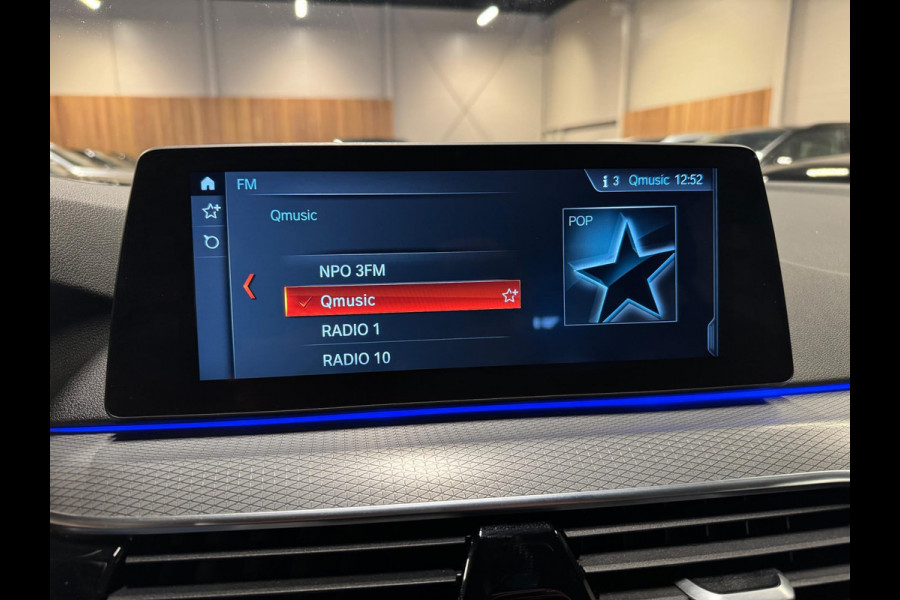 BMW 5 Serie Touring 520i High Executive M Pakket, Pano, Virtual Cockpit, Leder, 19"M Sport Velgen, Prive Glas, Volledig Onderhoud
