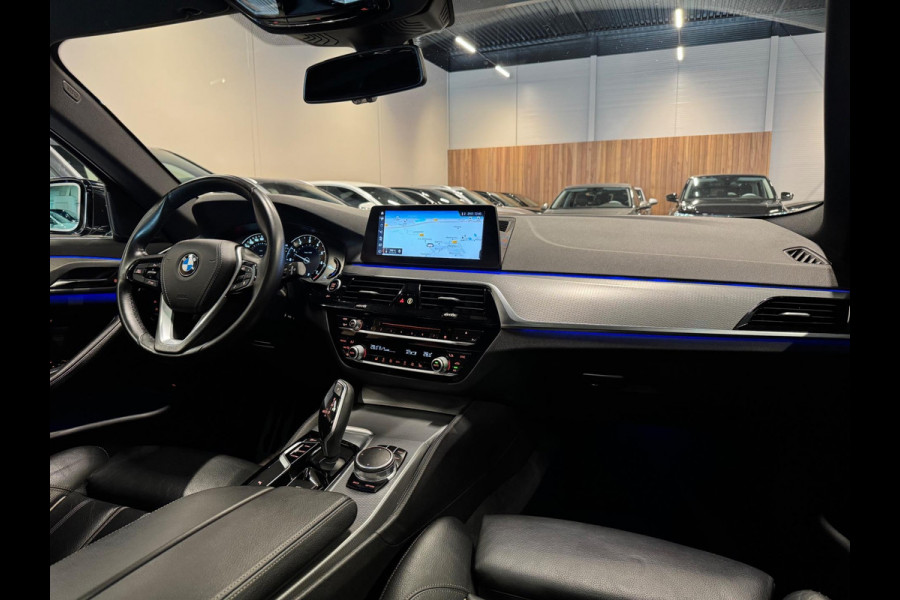BMW 5 Serie Touring 520i High Executive M Pakket, Pano, Virtual Cockpit, Leder, 19"M Sport Velgen, Prive Glas, Volledig Onderhoud