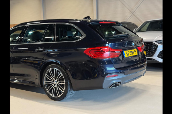 BMW 5 Serie Touring 520i High Executive M Pakket, Pano, Virtual Cockpit, Leder, 19"M Sport Velgen, Prive Glas, Volledig Onderhoud