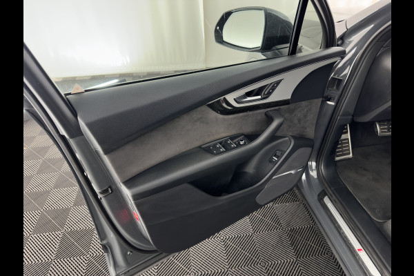Audi SQ7 4.0 TDI Quattro Pro Line + Aut. *PANO | LUXURY-LEATHER | FULL-LED | DIGI-COCKPIT | BOSE-SOUND | KEYLESS | CAMERA | NAVI-FULLMAP | HEATED/VENTILATED-COMFORTSEATS | SHIFT-PADDLES | CARBON-INLAY | ECC | ADAPTIVE-CRUISE | Audi SQ7 4.0 TDI Quattro Pro Line + Aut. *PANO | LUXURY-LEATHER | FULL-LED | DIGI-COCKPIT | BOSE-SOUND | KEYLESS | CAMERA | NAVI-FULLMAP | HEATED/VENTILATED-COMFORTSEATS | SHIFT-PADDLES | CARBON-INLAY | ECC | ADAPTIVE-CRUISE |