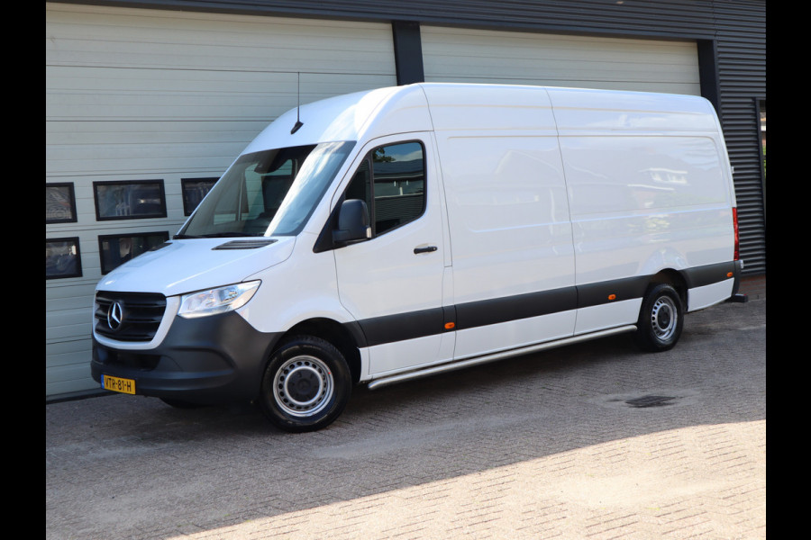 Mercedes-Benz Sprinter 315 CDI Euro 6 L3H2 RWD - MBUX - Trekhaak - Cruise - Camera - NL Auto