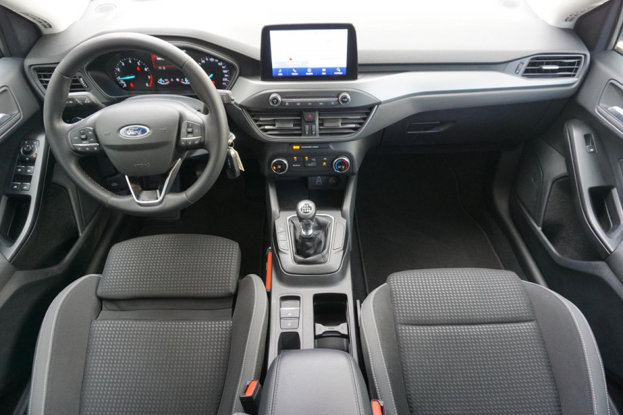 Ford FOCUS Wagon 1.0 EcoBoost 125PK Hybrid Connected/Comfort Stoel/ Trekhaak.