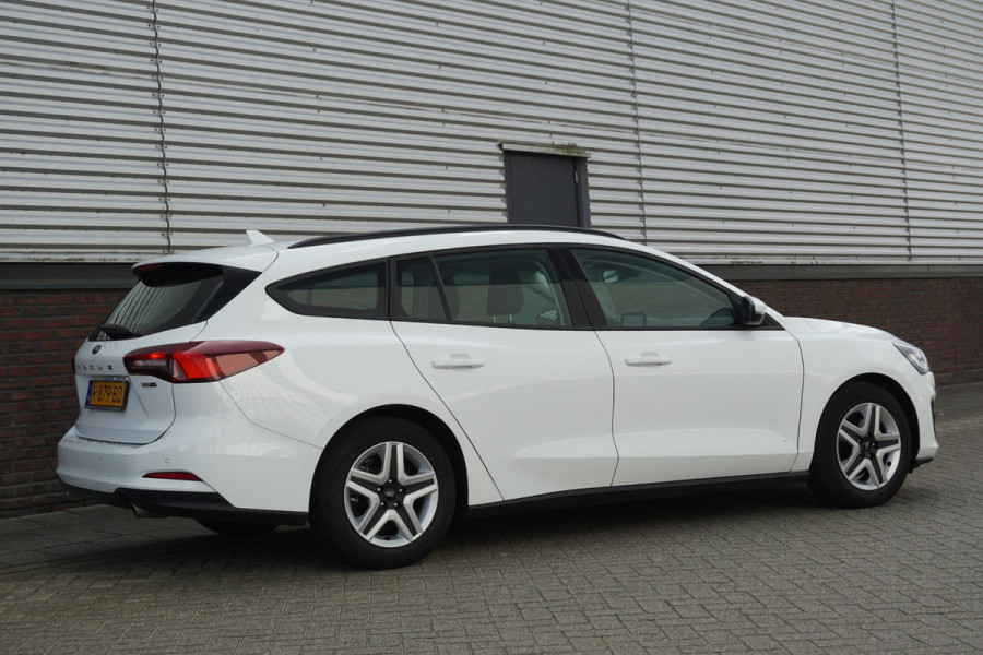 Ford FOCUS Wagon 1.0 EcoBoost 125PK Hybrid Connected/Comfort Stoel/ Trekhaak.