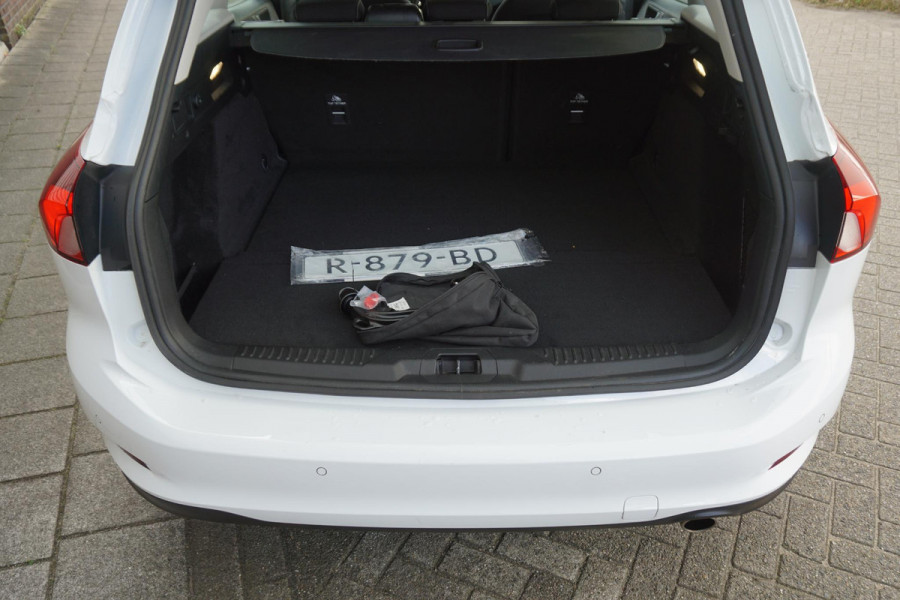 Ford FOCUS Wagon 1.0 EcoBoost 125PK Hybrid Connected/Comfort Stoel/ Trekhaak.