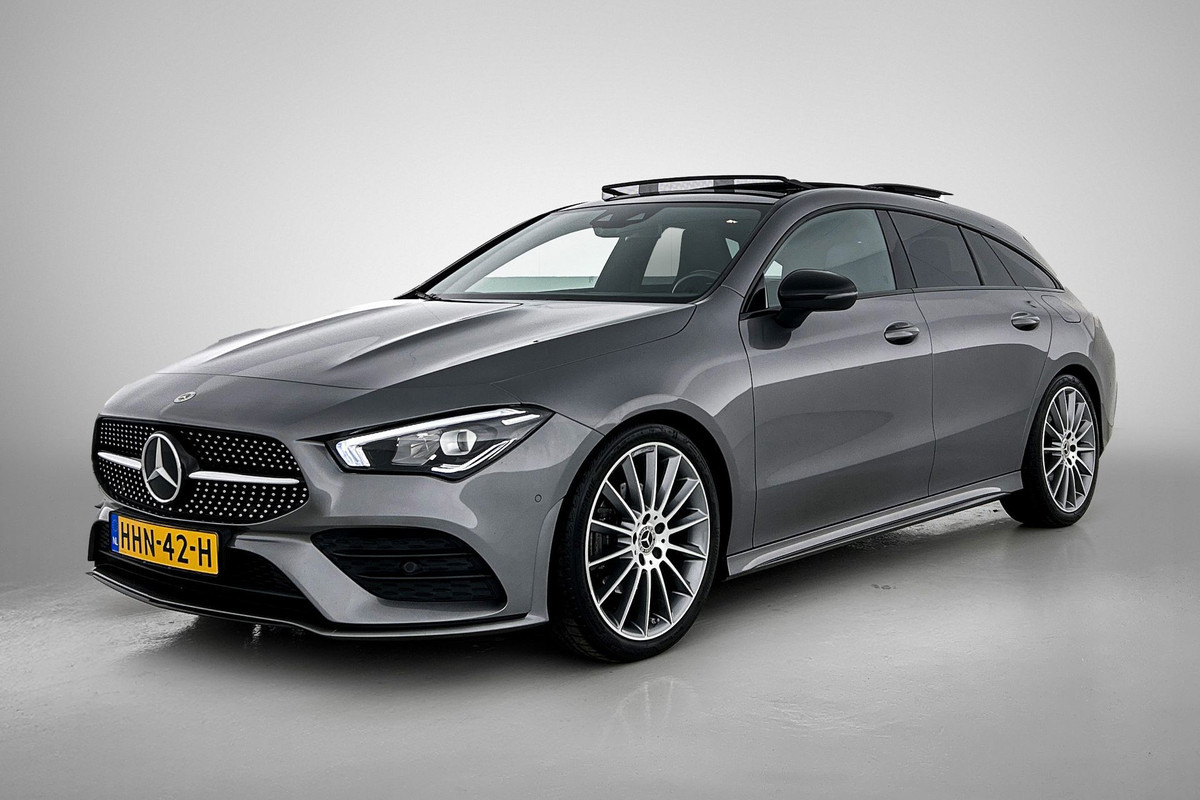 Mercedes-Benz CLA-Klasse Shooting Brake 180 AMG Upgrade Edition(Dealer onderH, Panorama, Sfeerverlichting, Navigatie, StoelV, Etc) Mercedes-Benz CLA-Klasse Shooting Brake 180 AMG Upgrade Edition(Dealer onderH, Panorama, Sfeerverlichting, Navigatie, StoelV, Etc)