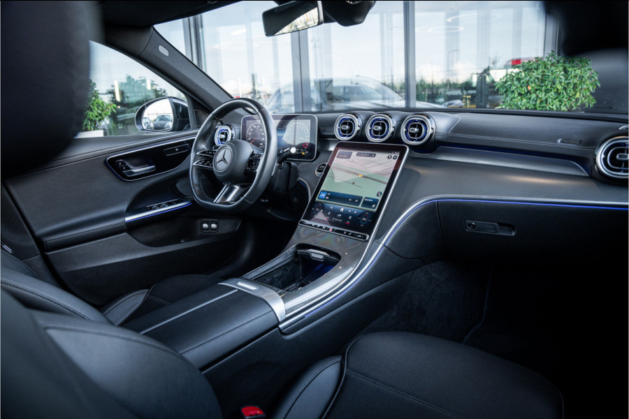 Mercedes-Benz C-Klasse Estate C300 e AMG Line - Massage l Panorama l 360cam l Trekhaak Mercedes-Benz C-Klasse Estate C300 e AMG Line - Massage l Panorama l 360cam l Trekhaak