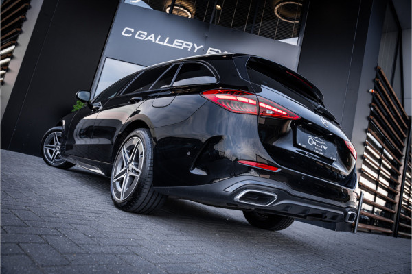Mercedes-Benz C-Klasse Estate C300 e AMG Line - Massage l Panorama l 360cam l Trekhaak Mercedes-Benz C-Klasse Estate C300 e AMG Line - Massage l Panorama l 360cam l Trekhaak