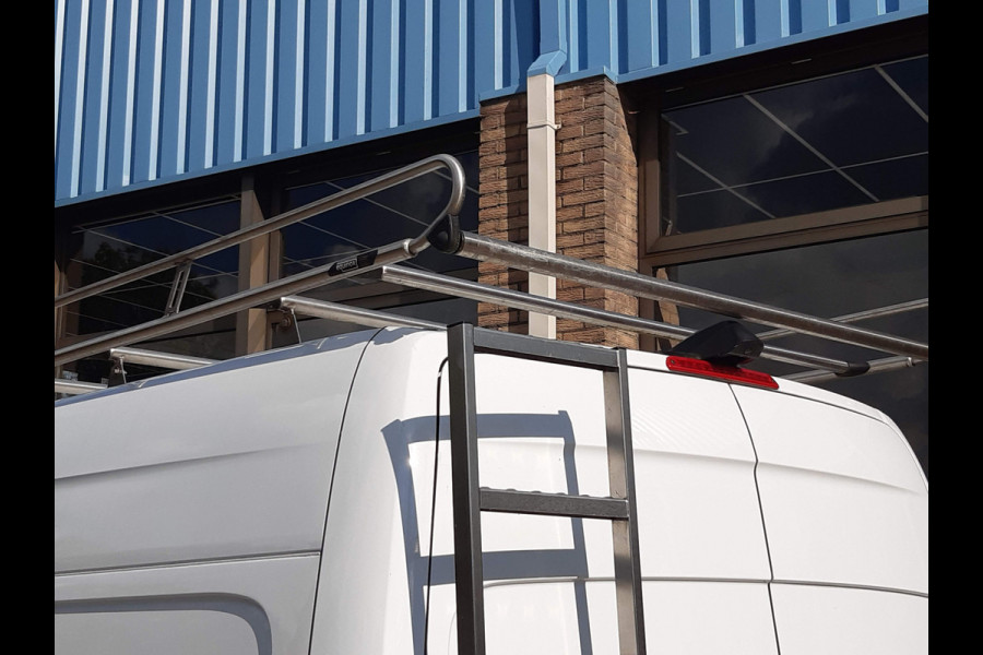 Mercedes-Benz Sprinter 317 CDI L3H2 Airco Cruise control MBux Achteruitrijcamera