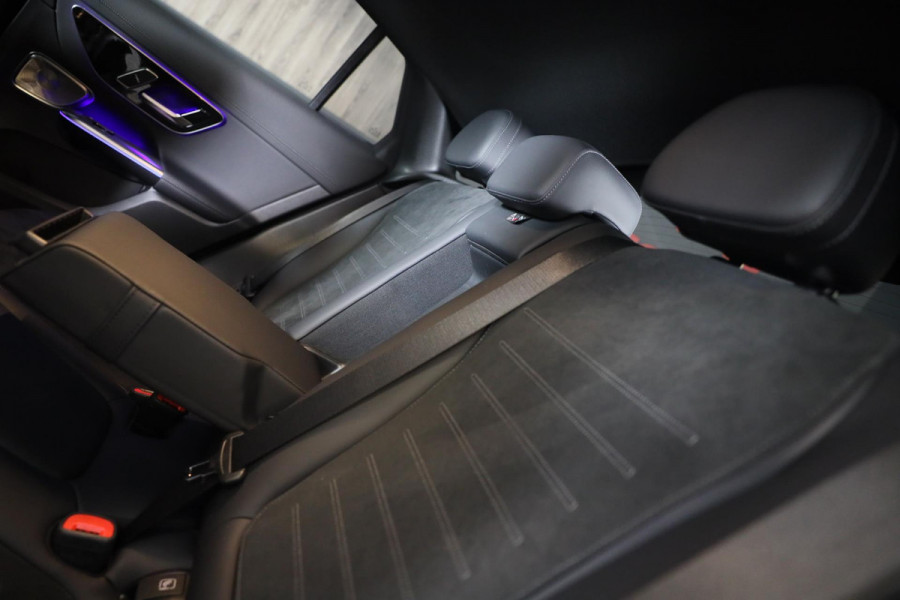 Mercedes-Benz GLC Coupé 300e 4MATIC AMG 63 Look / Head Up / Memory / Open Pano / 360 Camera / Acc / Trekhaak / Led / 20 Inc Mercedes-Benz GLC Coupé 300e 4MATIC AMG 63 Look / Head Up / Memory / Open Pano / 360 Camera / Acc / Trekhaak / Led / 20 Inc
