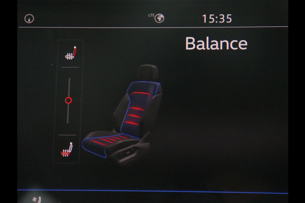 Volkswagen Touareg 3.0 TDI Elegance | Leder | Trekhaak | Camera | Luchtvering | Stoelverwarming | Adaptive cruise | Carplay | Achterbankverwarming | Navigatie | Full LED | Side Assist