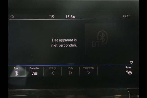 Volkswagen Touareg 3.0 TDI Elegance | Leder | Trekhaak | Camera | Luchtvering | Stoelverwarming | Adaptive cruise | Carplay | Achterbankverwarming | Navigatie | Full LED | Side Assist