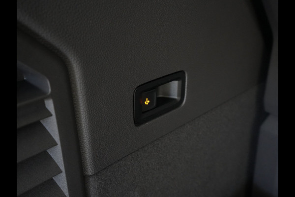 Volkswagen Multivan 1.5 eHybrid EU6 180 kW (245pk) L2 Economy business DSG 4Motion Volkswagen Multivan 1.5 eHybrid EU6 180 kW (245pk) L2 Economy business DSG 4Motion