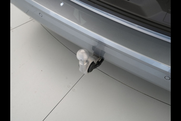 Volkswagen Multivan 1.5 eHybrid EU6 180 kW (245pk) L2 Economy business DSG 4Motion Volkswagen Multivan 1.5 eHybrid EU6 180 kW (245pk) L2 Economy business DSG 4Motion