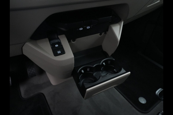 Volkswagen Multivan 1.5 eHybrid EU6 180 kW (245pk) L2 Economy business DSG 4Motion Volkswagen Multivan 1.5 eHybrid EU6 180 kW (245pk) L2 Economy business DSG 4Motion