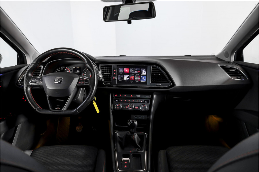 Seat Leon 1.4 TSI 125 PK FR | Cruise | Stoelverw. | PDC | NAV + App. Connect | ECC | LM 17" | Trekhaak | Seat Leon 1.4 TSI 125 PK FR | Cruise | Stoelverw. | PDC | NAV + App. Connect | ECC | LM 17" | Trekhaak |