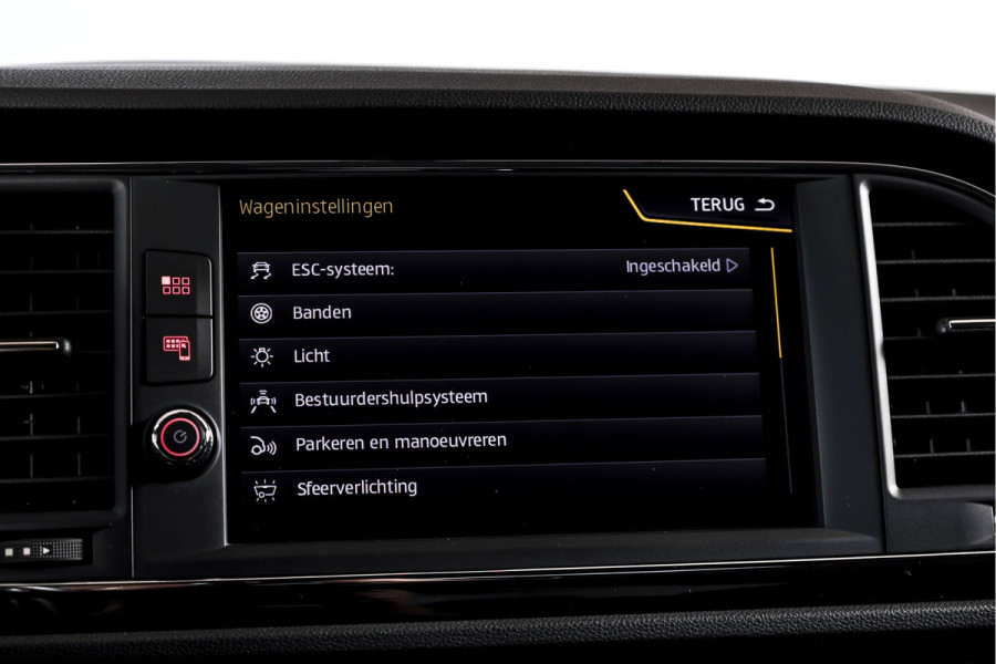 Seat Leon 1.4 TSI 125 PK FR | Cruise | Stoelverw. | PDC | NAV + App. Connect | ECC | LM 17" | Trekhaak | Seat Leon 1.4 TSI 125 PK FR | Cruise | Stoelverw. | PDC | NAV + App. Connect | ECC | LM 17" | Trekhaak |