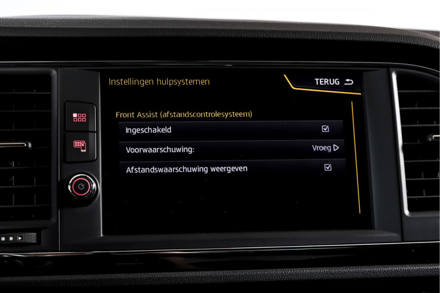 Seat Leon 1.4 TSI 125 PK FR | Cruise | Stoelverw. | PDC | NAV + App. Connect | ECC | LM 17" | Trekhaak | Seat Leon 1.4 TSI 125 PK FR | Cruise | Stoelverw. | PDC | NAV + App. Connect | ECC | LM 17" | Trekhaak |