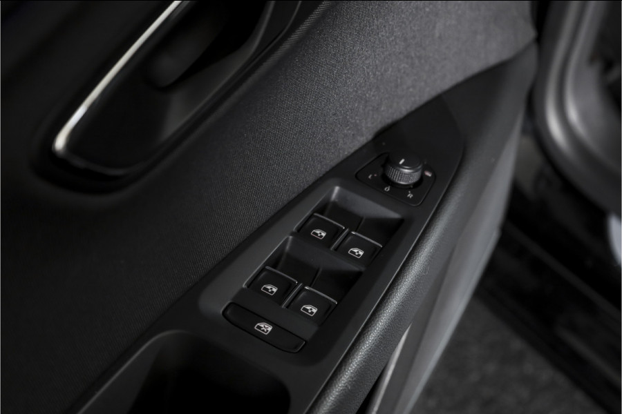 Seat Leon 1.4 TSI 125 PK FR | Cruise | Stoelverw. | PDC | NAV + App. Connect | ECC | LM 17" | Trekhaak | Seat Leon 1.4 TSI 125 PK FR | Cruise | Stoelverw. | PDC | NAV + App. Connect | ECC | LM 17" | Trekhaak |