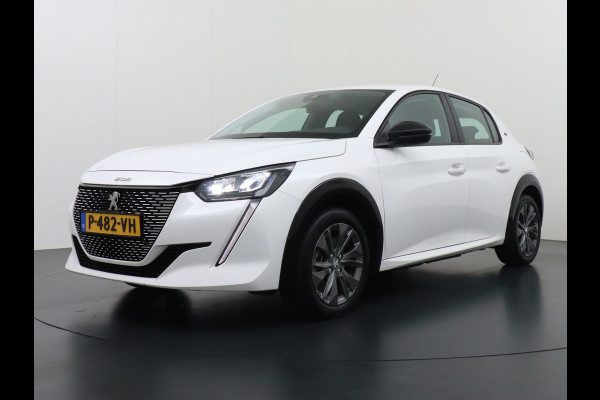 Peugeot e-208 EV Active Pack 50kWh Apple Carplay Android Auto Navi Ecc Cruise Control Pdc DAB+ Bluetooth Led Lmv Keyless Bluetooth Connected services 1e Eigenaar Origineel Nederlandse Auto