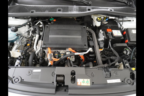 Peugeot e-208 EV Active Pack 50kWh Apple Carplay Android Auto Navi Ecc Cruise Control Pdc DAB+ Bluetooth Led Lmv Keyless Bluetooth Connected services 1e Eigenaar Origineel Nederlandse Auto