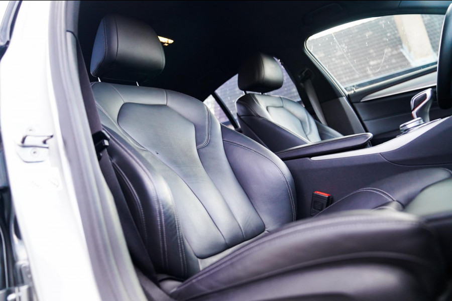 BMW 5 Serie M5 | Carbon | Harman/Kardon | Dealer onderhouden | Sfeerverlichting | Donington Grau | 600PK | NAP | Origineel NL |