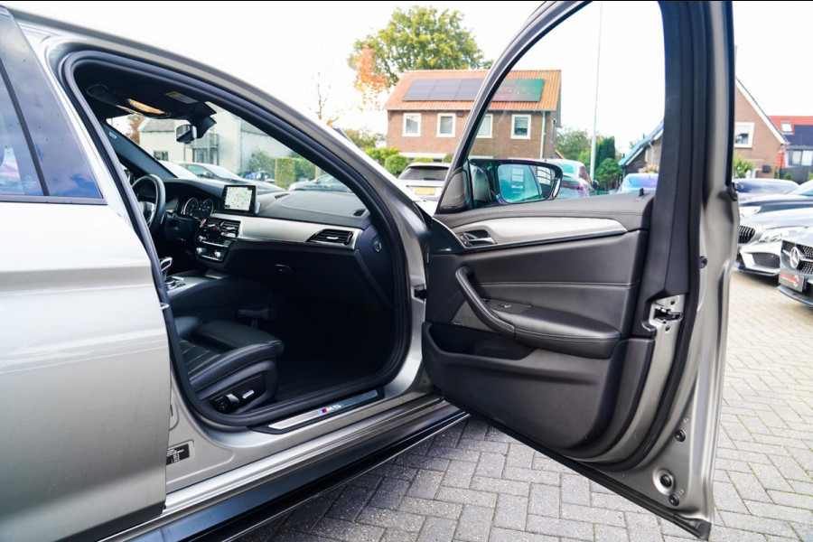 BMW 5 Serie M5 | Carbon | Harman/Kardon | Dealer onderhouden | Sfeerverlichting | Donington Grau | 600PK | NAP | Origineel NL |