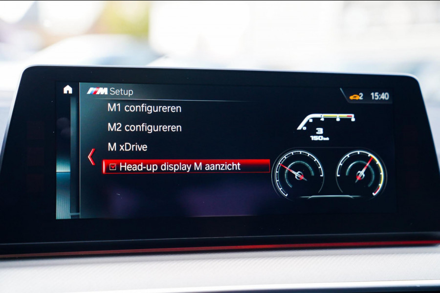 BMW 5 Serie M5 | Carbon | Harman/Kardon | Dealer onderhouden | Sfeerverlichting | Donington Grau | 600PK | NAP | Origineel NL |