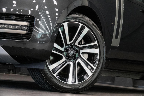 Land Rover Range Rover 3.0 P460e SE PHEV *Meridian / Stoelventilatie / Panorama / Soft-Close / Keyless Entry / Memory / 5 Jaar Garantie*