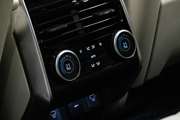 Land Rover Range Rover 3.0 P460e SE PHEV *Meridian / Stoelventilatie / Panorama / Soft-Close / Keyless Entry / Memory / 5 Jaar Garantie*