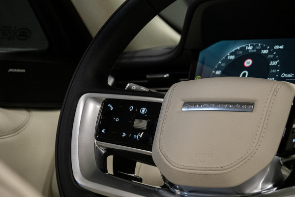 Land Rover Range Rover 3.0 P460e SE PHEV *Meridian / Stoelventilatie / Panorama / Soft-Close / Keyless Entry / Memory / 5 Jaar Garantie*