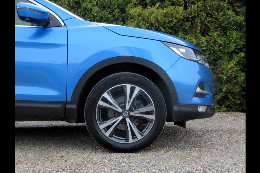 Nissan QASHQAI 1.2 N-Connecta Automaat*Navi*360cam*Pano. dak* Nissan QASHQAI 1.2 N-Connecta Automaat*Navi*360cam*Pano. dak*