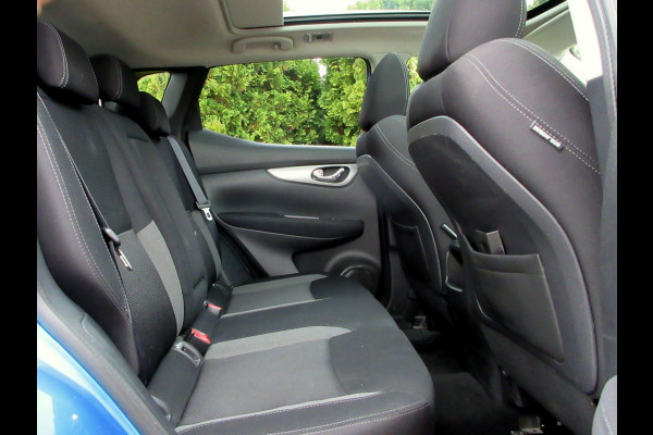 Nissan QASHQAI 1.2 N-Connecta Automaat*Navi*360cam*Pano. dak* Nissan QASHQAI 1.2 N-Connecta Automaat*Navi*360cam*Pano. dak*