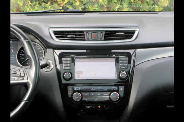 Nissan QASHQAI 1.2 N-Connecta*Navi*360cam*Pano.dak* Nissan QASHQAI 1.2 N-Connecta*Navi*360cam*Pano.dak*
