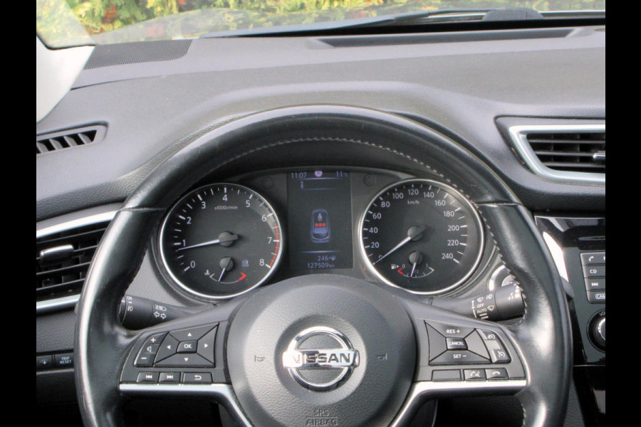 Nissan QASHQAI 1.2 N-Connecta*Navi*360cam*Pano.dak* Nissan QASHQAI 1.2 N-Connecta*Navi*360cam*Pano.dak*