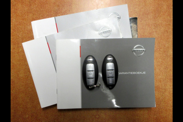 Nissan QASHQAI 1.2 N-Connecta*Navi*360cam*Pano.dak* Nissan QASHQAI 1.2 N-Connecta*Navi*360cam*Pano.dak*