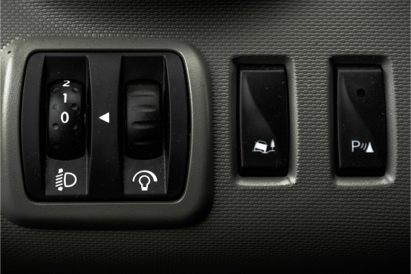 Renault Trafic **1.6 dCi L2H1 | 6-Persoons | Euro 6 | Cruise | Airco | DC**