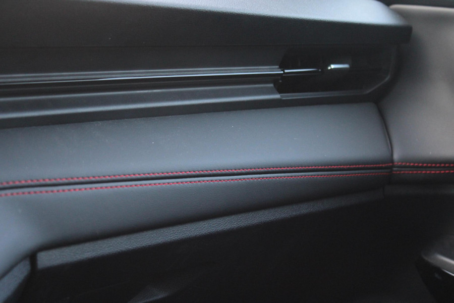 Ford Puma 1.0 EcoBoost Hybrid ST-Line 125pk | NIEUW MODEL! | SYNC 4 Navigatie | Digitale Cockpit | Zwarte hemel | 17 inch Licht metalen