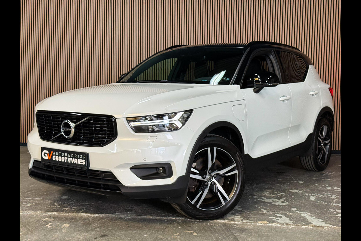 Volvo XC40 1.5 T5 Recharge R-Design Two tone|Pano|Memory Volvo XC40 1.5 T5 Recharge R-Design Two tone|Pano|Memory