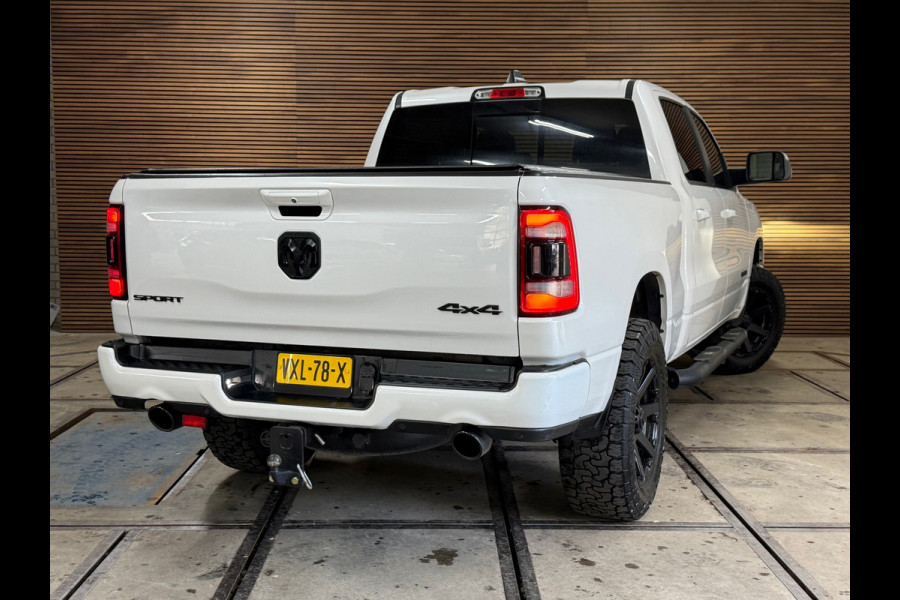 Dodge Ram 1500 5.7 V8 4x4 Crew Cab 5'7 Sport | Soft Cover | Full option | Camera | Trekhaak | White Edition |