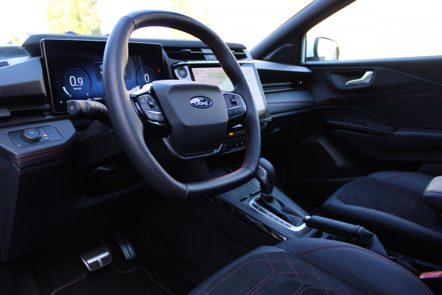 Ford Puma 1.0 EcoBoost Hybrid ST-Line X | Panoramadak | Trekhaak | Full Options