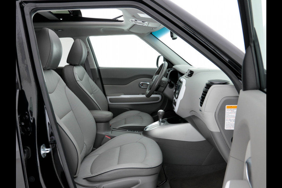 Kia Soul EV Executive Plus Line {SOH-95%} (INCL-BTW) Aut.*PANO | LUXURY-LEATHER | NAVI-FULLMAP | FULL-LED | KEYLESS | CAMERA | ECC | PDC | CRUISE | DAB | DIGI-COCKPIT | HEATED/COOLED-COMFORTSEATS | CARPLAY | PRIVACY-GLASS | 16"ALU* Kia Soul EV Executive Plus Line {SOH-95%} (INCL-BTW) Aut.*PANO | LUXURY-LEATHER | NAVI-FULLMAP | FULL-LED | KEYLESS | CAMERA | ECC | PDC | CRUISE | DAB | DIGI-COCKPIT | HEATED/COOLED-COMFORTSEATS | CARPLAY | PRIVACY-GLASS | 16"ALU*