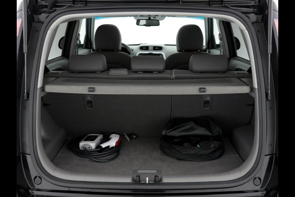 Kia Soul EV Executive Plus Line {SOH-95%} (INCL-BTW) Aut.*PANO | LUXURY-LEATHER | NAVI-FULLMAP | FULL-LED | KEYLESS | CAMERA | ECC | PDC | CRUISE | DAB | DIGI-COCKPIT | HEATED/COOLED-COMFORTSEATS | CARPLAY | PRIVACY-GLASS | 16"ALU* Kia Soul EV Executive Plus Line {SOH-95%} (INCL-BTW) Aut.*PANO | LUXURY-LEATHER | NAVI-FULLMAP | FULL-LED | KEYLESS | CAMERA | ECC | PDC | CRUISE | DAB | DIGI-COCKPIT | HEATED/COOLED-COMFORTSEATS | CARPLAY | PRIVACY-GLASS | 16"ALU*