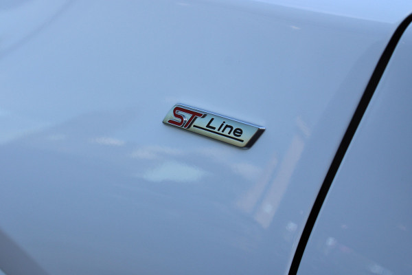 Ford Puma 1.0 EcoBoost Hybrid ST-Line X | Panoramadak | Trekhaak | Full Options