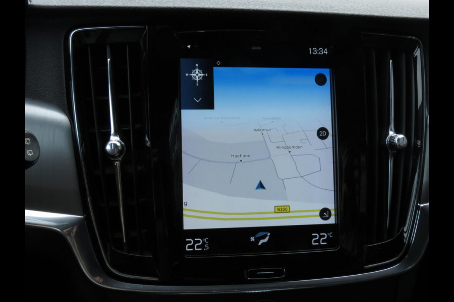 Volvo V90 2.0 T4 Momentum AUTOMAAT | DEALER ONDERHOUDEN | NIEUW DISTRIBUTIESET | MICHELIN BANDEN | VOL LEDER INTERIEUR |
