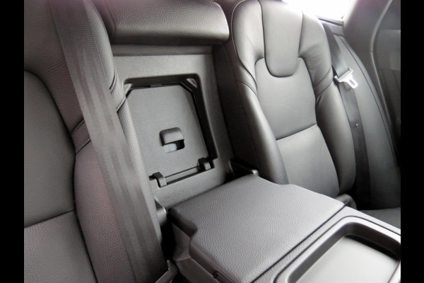 Volvo V90 2.0 T4 Momentum AUTOMAAT | DEALER ONDERHOUDEN | NIEUW DISTRIBUTIESET | MICHELIN BANDEN | VOL LEDER INTERIEUR |