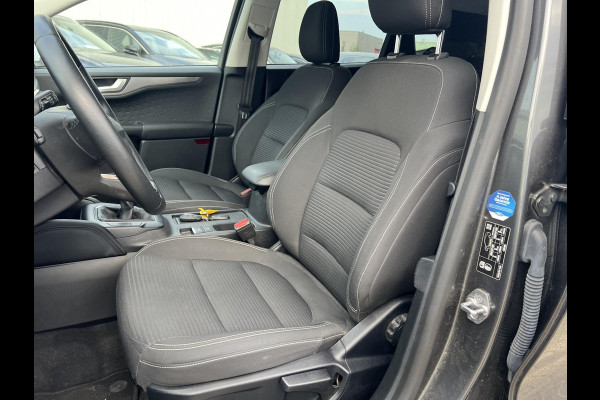 Ford Kuga 1.5 EcoBoost Titanium 225pk | Head Up Display | Matrix LED | Winterpack | Trekhaak | 1.800kg Trekgewicht