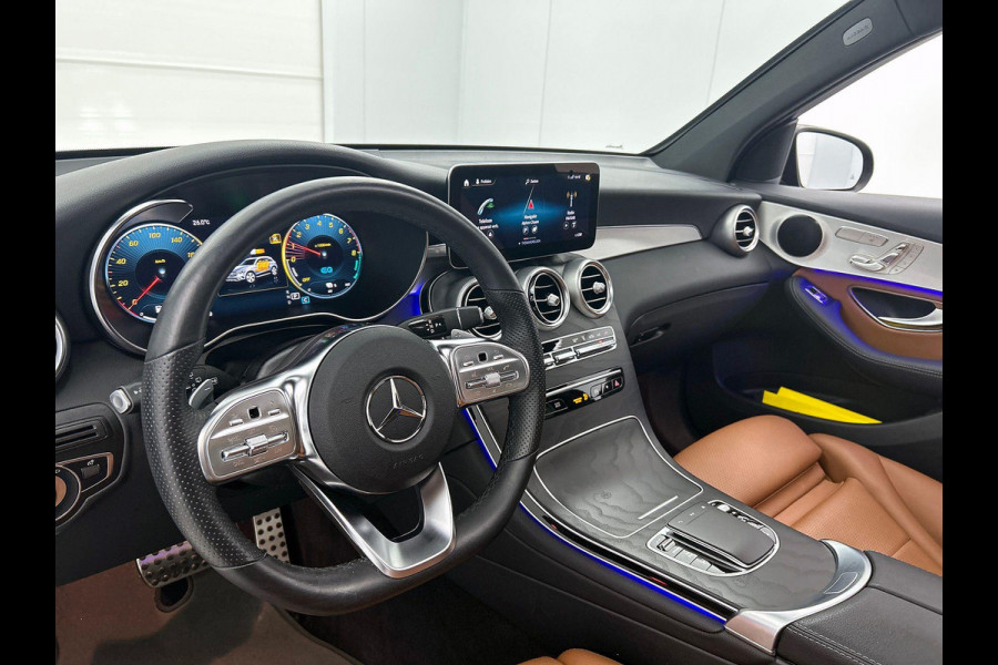 Mercedes-Benz GLC 300e 4MATIC Business Solution AMG Panoramadak Navigatie Camera Parkeersensoren Cruise Control Stoelverwarming Virtual Cockpit LED Ambiente verlichting Leder Mercedes-Benz GLC 300e 4MATIC Business Solution AMG Panoramadak Navigatie Camera Parkeersensoren Cruise Control Stoelverwarming Virtual Cockpit LED Ambiente verlichting Leder