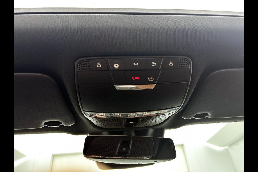 Mercedes-Benz GLC 300e 4MATIC Business Solution AMG Panoramadak Navigatie Camera Parkeersensoren Cruise Control Stoelverwarming Virtual Cockpit LED Ambiente verlichting Leder Mercedes-Benz GLC 300e 4MATIC Business Solution AMG Panoramadak Navigatie Camera Parkeersensoren Cruise Control Stoelverwarming Virtual Cockpit LED Ambiente verlichting Leder